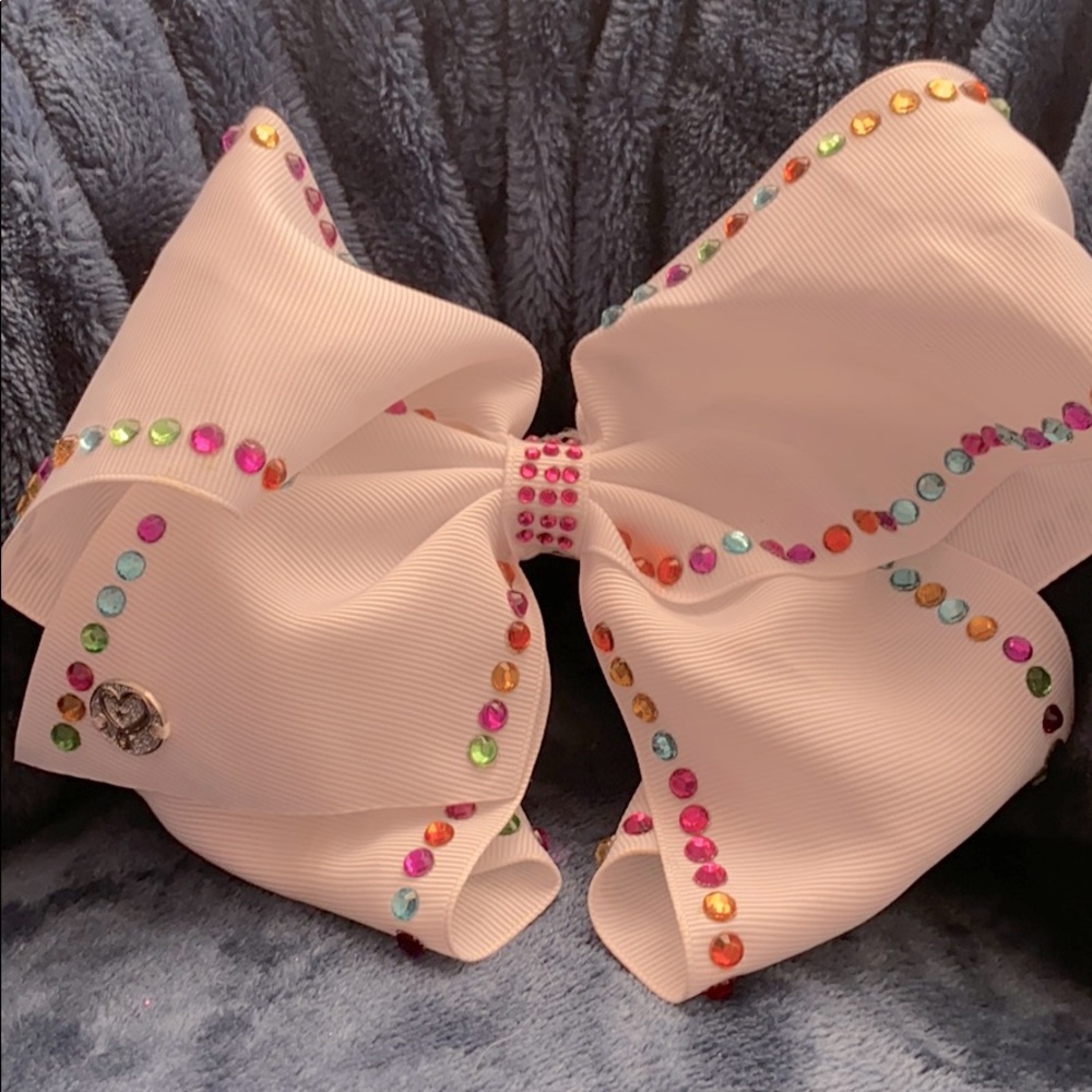 JOJO SIWA bow